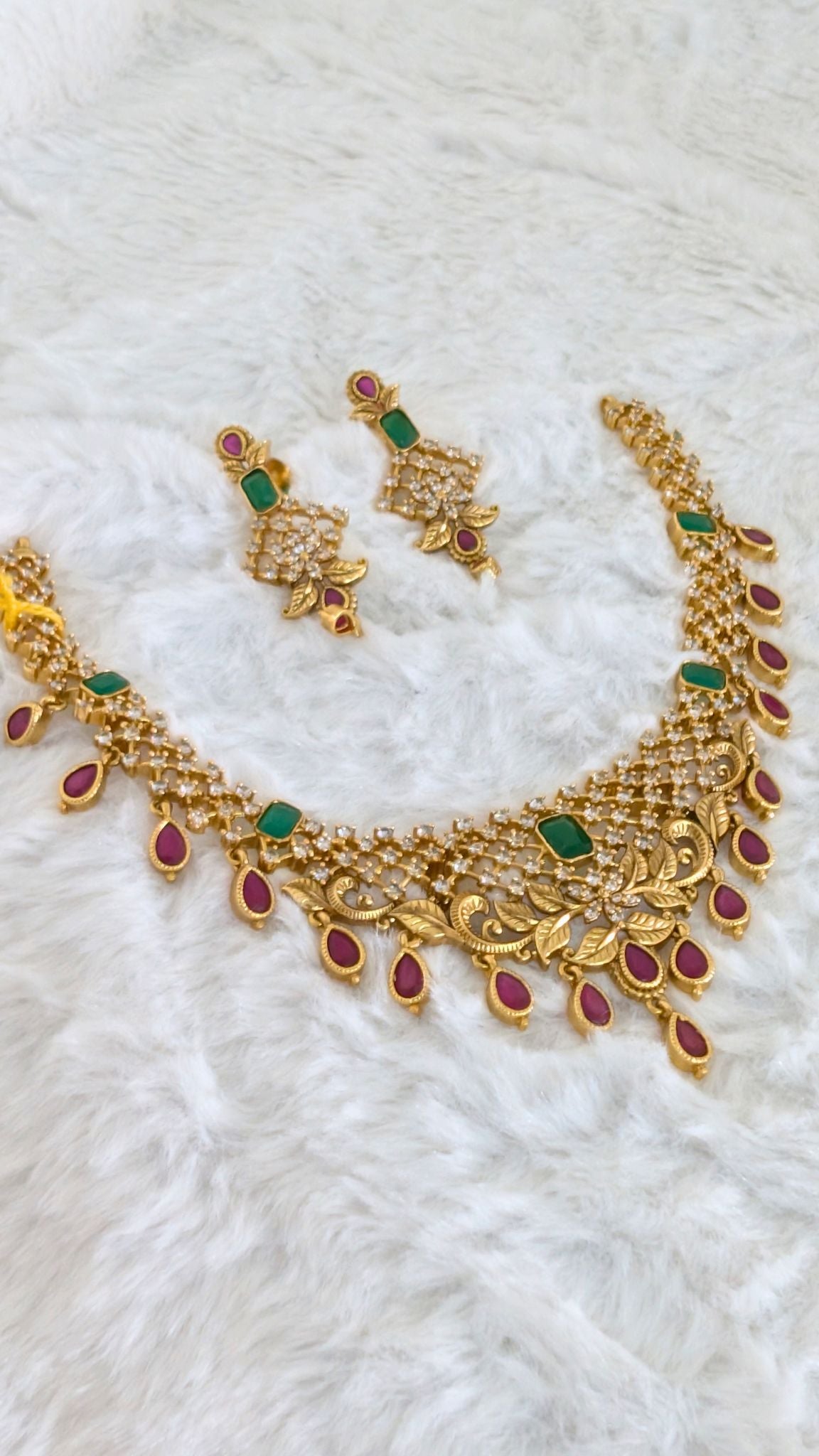 Fashion Necklace with Jhumka earrings