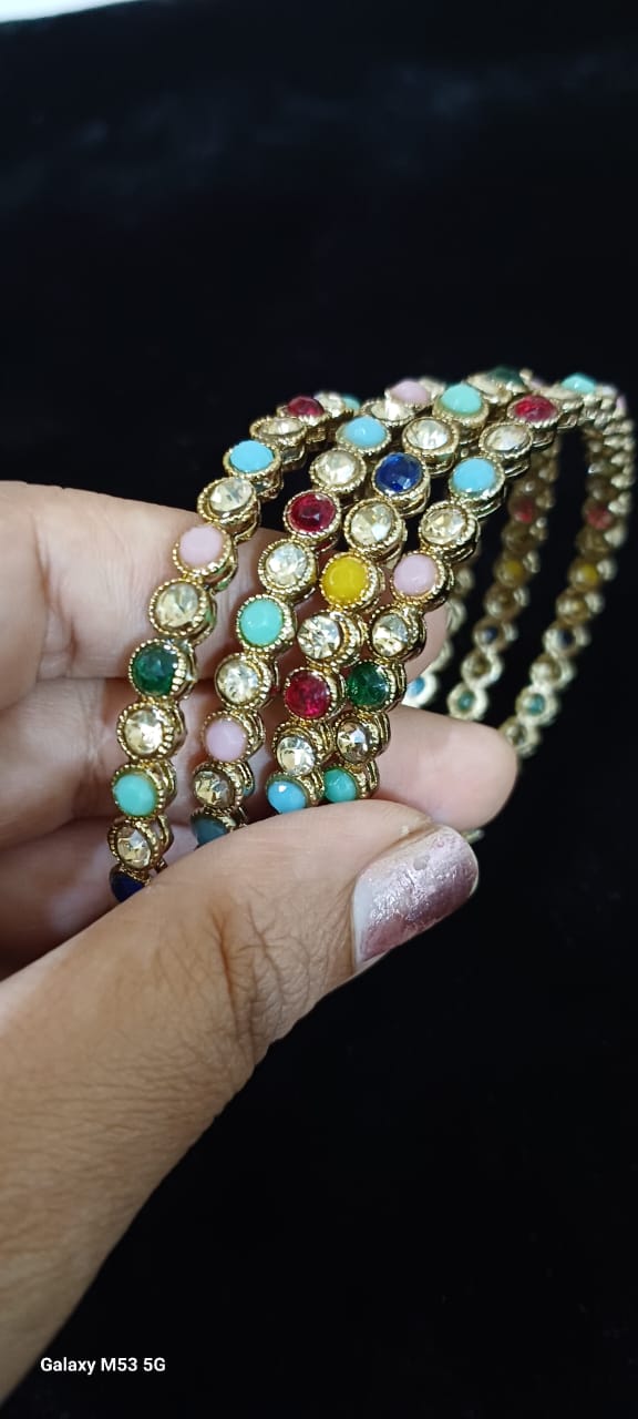 Kundan Bangles