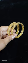 Kundan Bangles